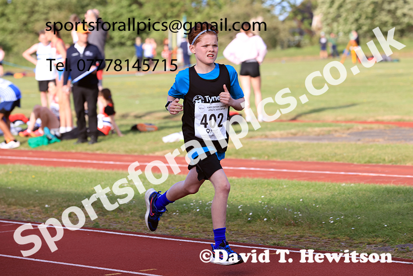 The 800 metres, 2025 NEGP No 2, Monkton Stadium, Wednesday, May 28th. Photo: David T. Hewitson/Sports for All Pics